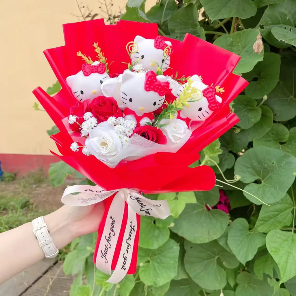 Cartoon Vinyl Doll Action Figures With Artificial Flower Creative Bouquet Christmas Valentine Birthday Gifts